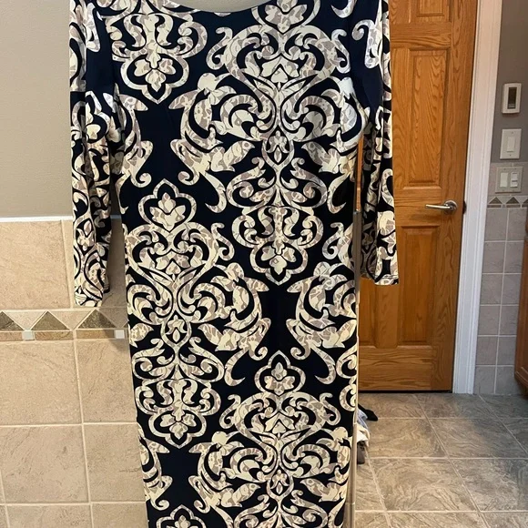 NWT mid length dress - Picture 2 of 4